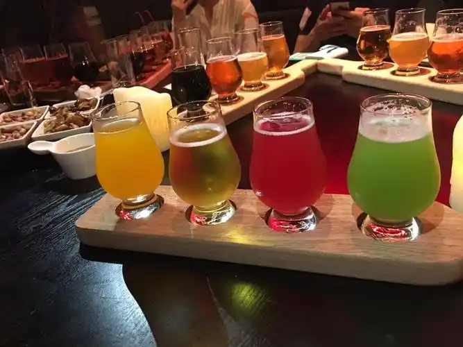 南京一家非常适合女生喝酒的酒吧,果味现酿啤酒不要太赞!