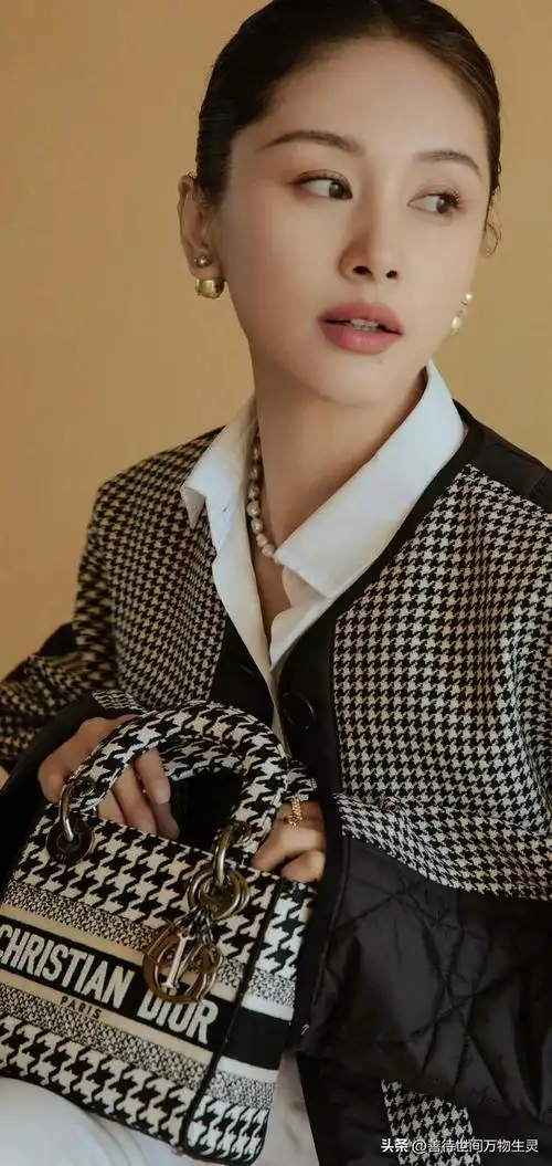 王子文61高清写真(明星爱豆壁纸)_网易订阅