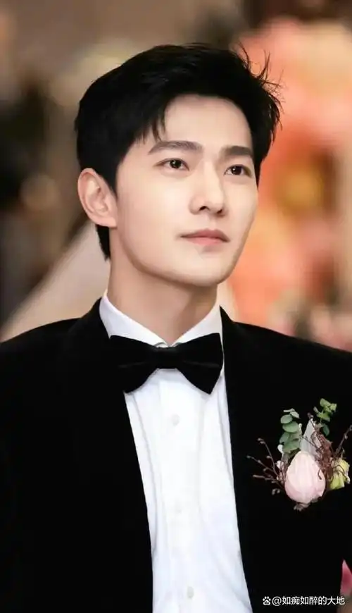 杨洋:从荧屏到现实,这位当红小生的逆袭之路!