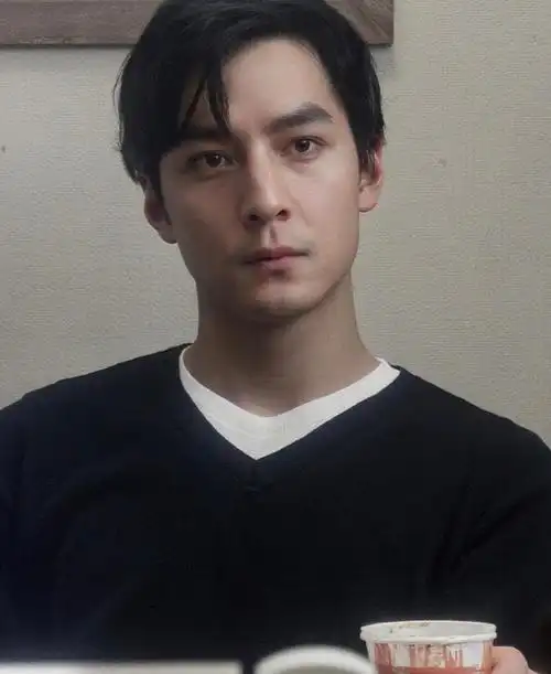 吴彦祖近况:岁月无痕,风采依旧