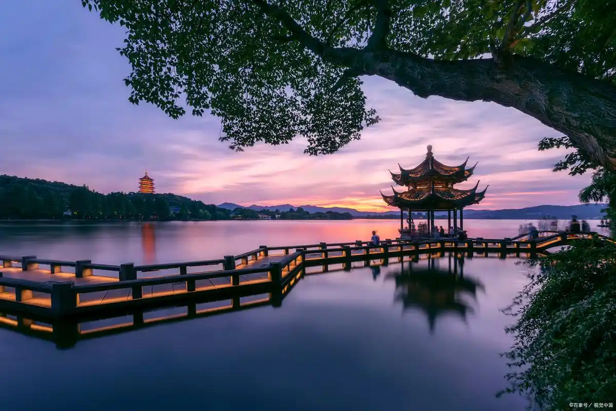 93浙江的秋天,是一幅美丽的画卷.@闯哥爱旅行的动态