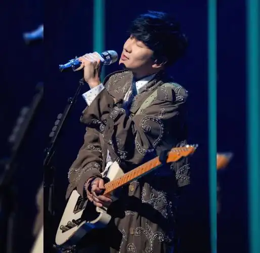 林俊杰昨天的演唱会好帅好帅好帅