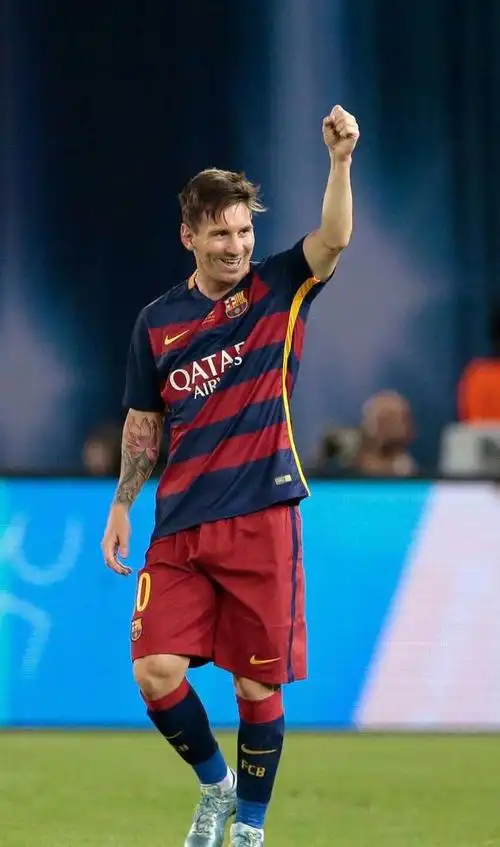 足球明星|巴西足球|中国足球|法国足球|梅西吐口水|利昂内尔·梅西