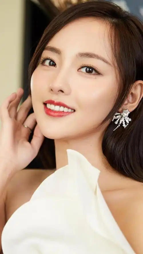 明星张嘉倪图集