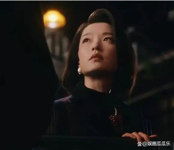 在电视剧《繁花》的第16集中,由杜鹃扮演的雪芝成为了该剧的核心角色.