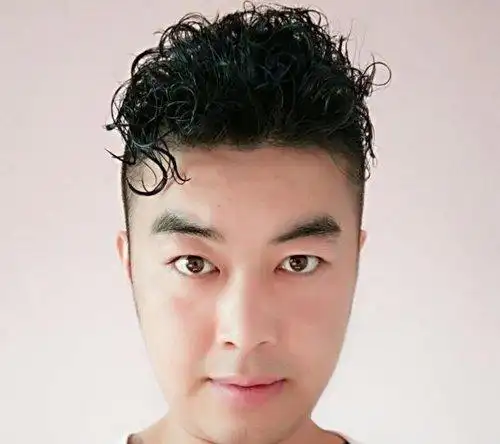 螺丝烫适合的刘海烫刘海小卷图片2