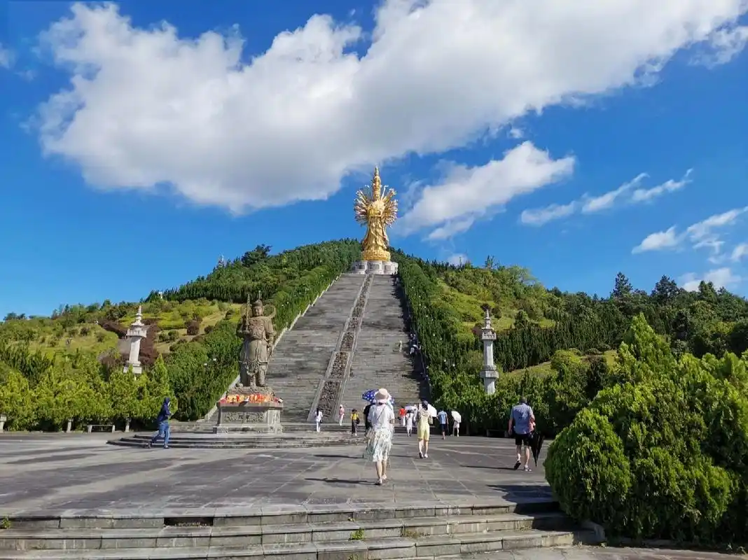 长沙周边之宁乡沩山 93宁乡县级市,由长沙市代管,沩山风景名胜区