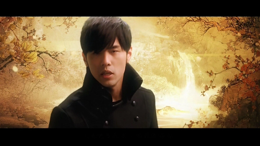 明明是周杰伦青涩时期的老照片看到的却都是满满的我们的青春