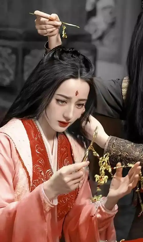 迪丽热巴这些神图你见过吗