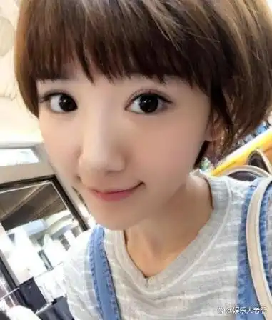 回顾刚出生就被"抛弃",成名后被索要赡养费,毛晓彤经历了啥?