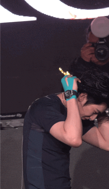 蔡徐坤伤心动图 - 高清图片,堆糖,美图壁纸兴趣社区