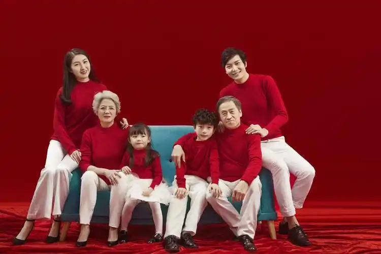 红色毛衣亲子主题服装影楼拍照全家福六口亲子装韩版中国风新款套