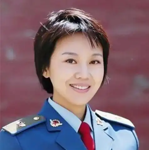 武林外传主演今昔对比闫妮走上红毯他竟然是博士毕业