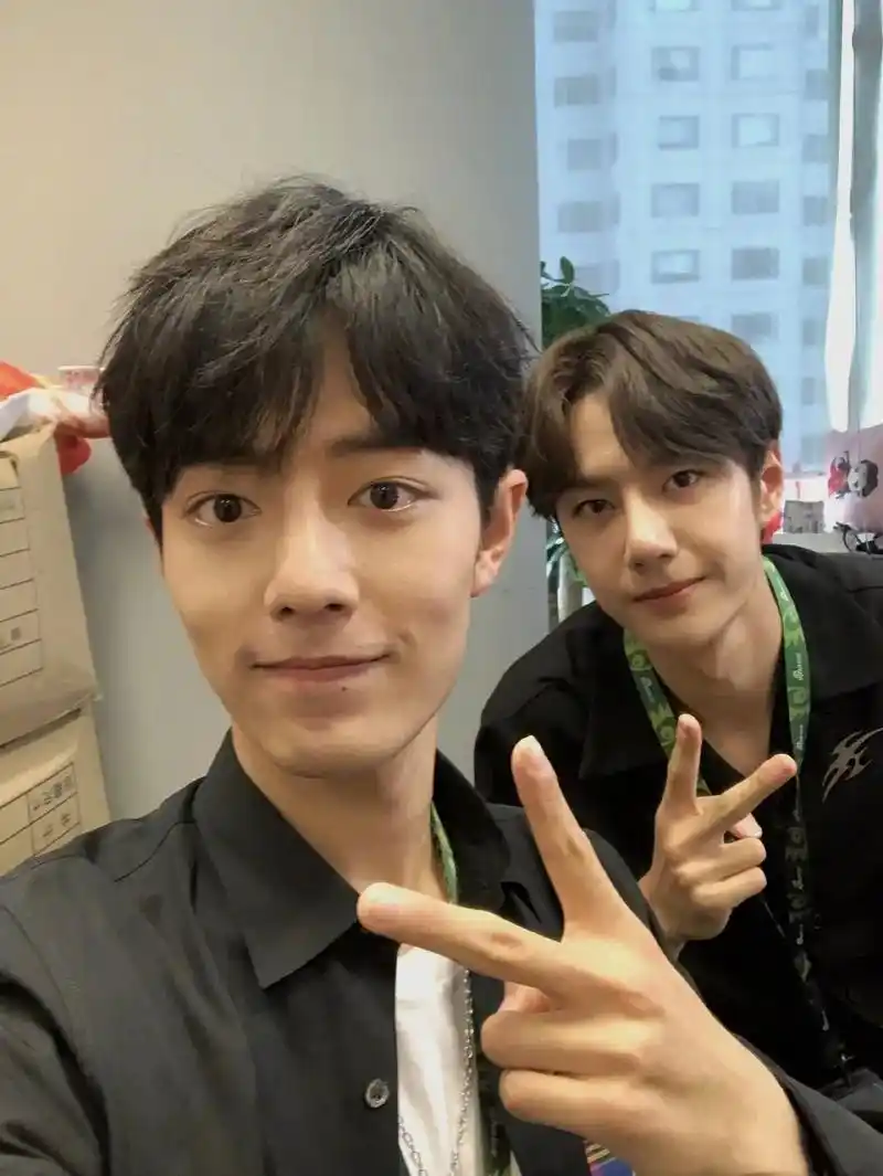 博君一肖 #王一博 #肖战 一起来比耶吧70 - 抖音