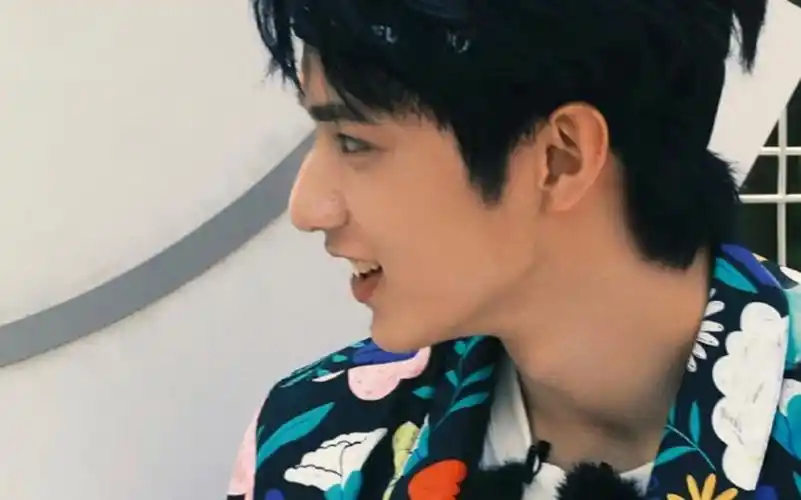 【刘耀文】笑容比阳光灿烂的修狗