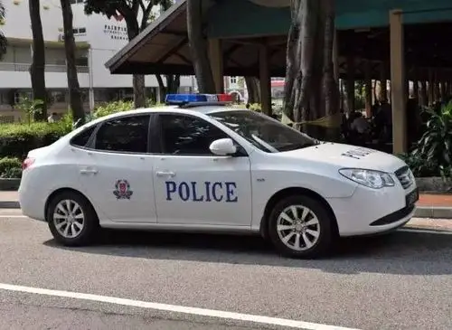 新加坡的交警做出这样的事,也是萌萌哒