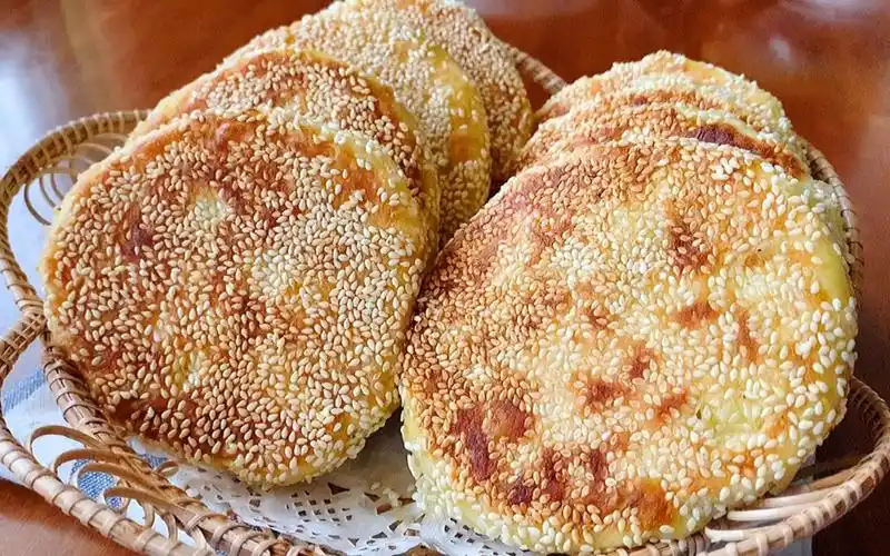 椒盐芝麻千层烧饼:外酥里软,成本只要2元钱,学会不用排队买了