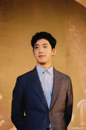 小井先生,井柏然