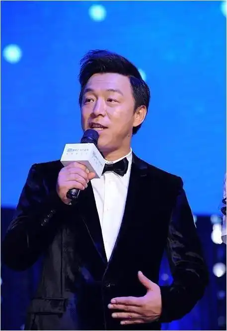 低调巨星崛起黄渤闷声干大事已踏上演员巅峰新道路