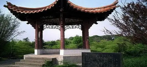 邢台 69 南和县霸王祠 霸王祠也称项亭,项王亭,楚庙,项羽庙,在和县