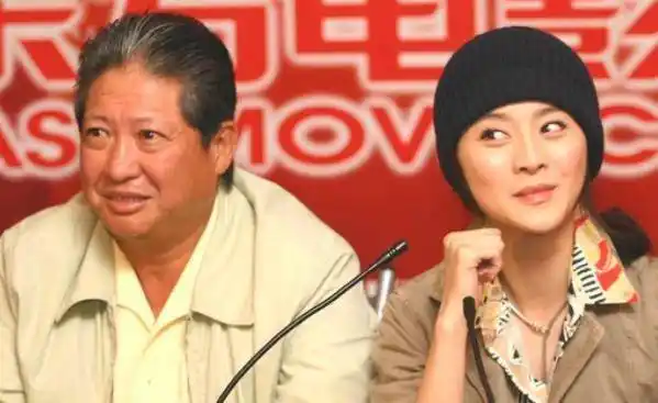 洪金宝不再逃避,正面回应范丞丞身世之谜,网友:怎么不早说_范冰冰