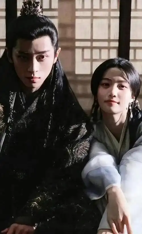 杨洋被老板雪藏?蒋依依逃税黑幕?林彦俊被曝嫖c?丞磊新剧出彩?