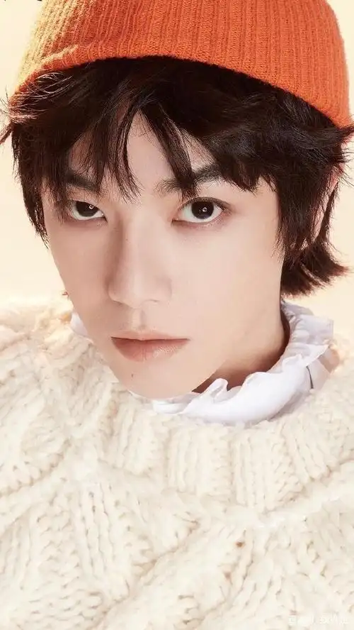 这个男明星怎么变成这样了?居然还有个女儿!让人不敢想象!