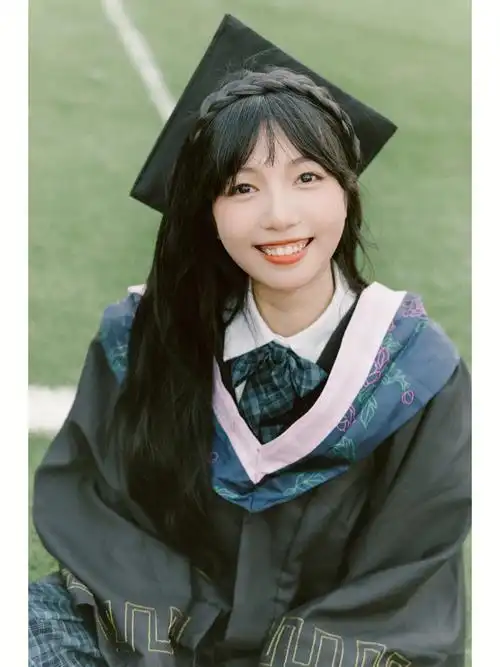 学士服拍照分享