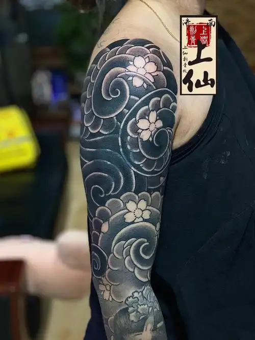 樱花臂(只有大臂部分是我做的)_纹身图案手稿图片_济南章丘上仙日式老