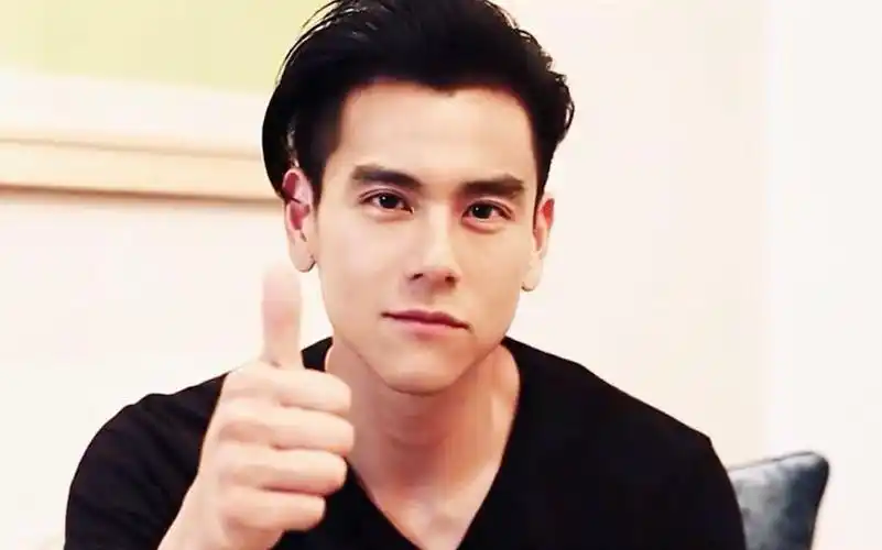 【彭于晏】年轻人,勇敢追梦!风在前,无惧!