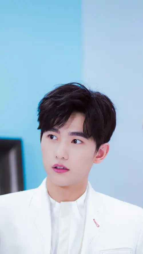 【手机适配壁纸】杨洋 高清 啊啊啊今天是羊宝宝 卖萌可耻