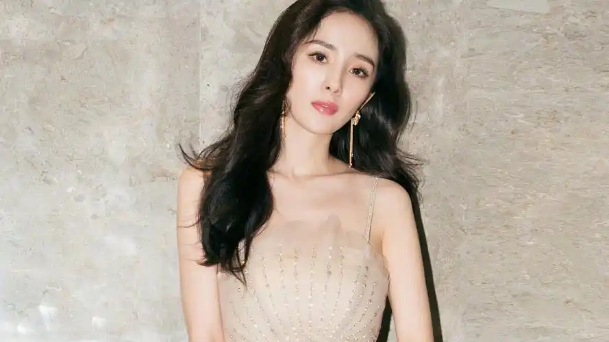 明星风尚杨幂壁纸13