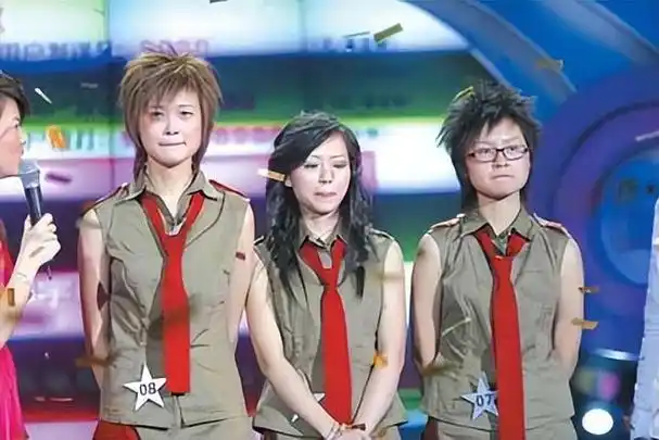 李宇春是哪一届的超女