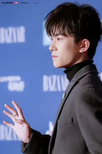 最美好の少年┊┊┊°.┈…易烊千玺…┈.