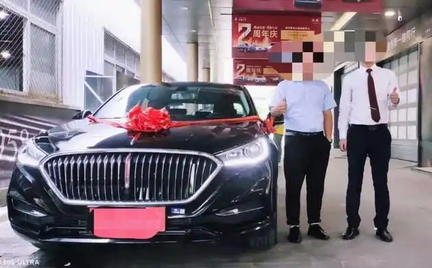 15万落地预算选轿车,买红旗/普通自主品牌有什么区别?