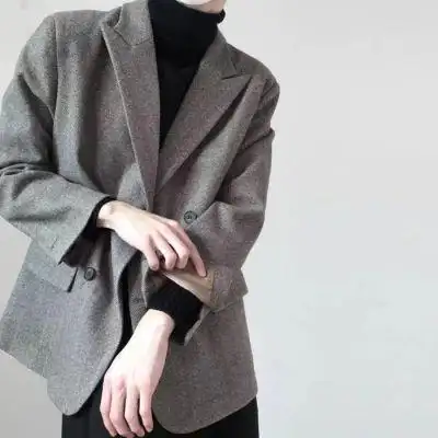 成熟男生头像不露脸帅气男生西装头像大全