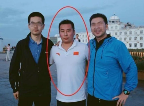 体操王子成无业游民,只因未婚妻诈骗5800万,今靠兼职为生太悲惨_肖钦