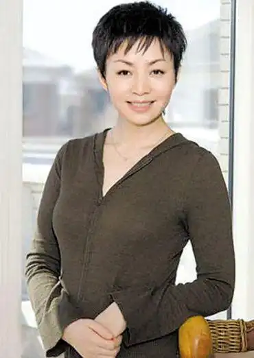 宋丹丹炮轰潘石屹 soho中国设计难看(图)