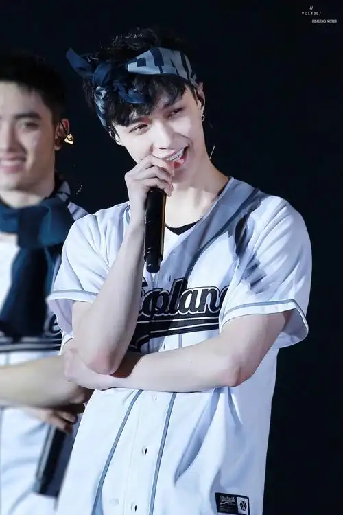 张艺兴 exo三巡the exordium 演唱会