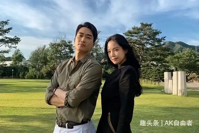 apink的孙娜恩在新综艺节目中透露与宋承宪一起去露营的故事