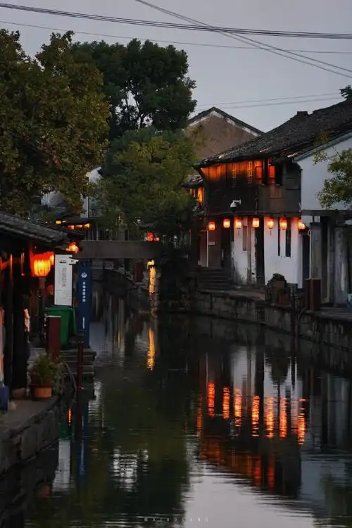 比乌镇更有味道的江南水乡#作为绍兴四大古镇的安昌古镇,似乎比握镇