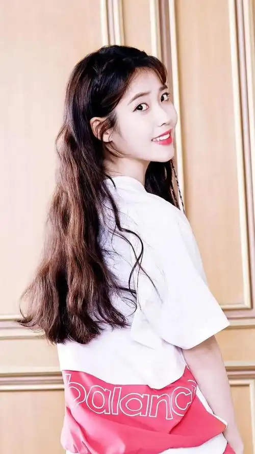 李知恩绝美照片