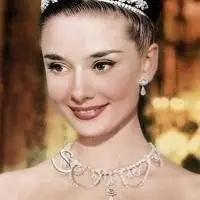 赫本微笑彩色高清头像_微信头像图片大全