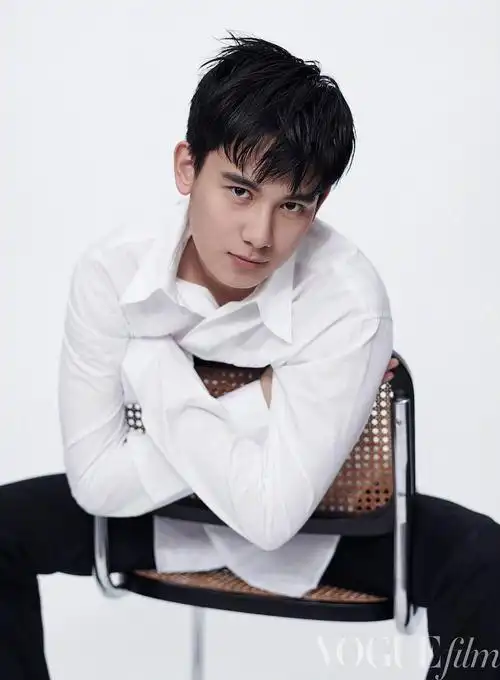 胡先煦的时光岛屿|2020年胡先煦杂志写真整理存档