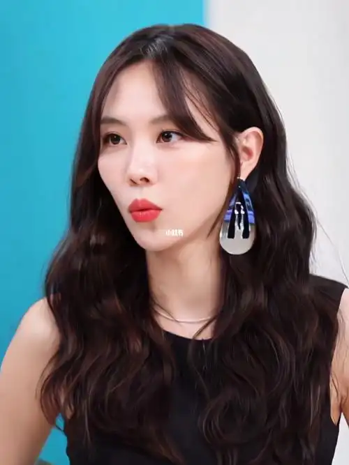 王霏霏  《bar persona》#韩国  #美妆  #节目@王霏霏fei"一场不知名