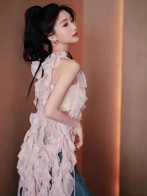 粉粉的小仙女 毛晓彤