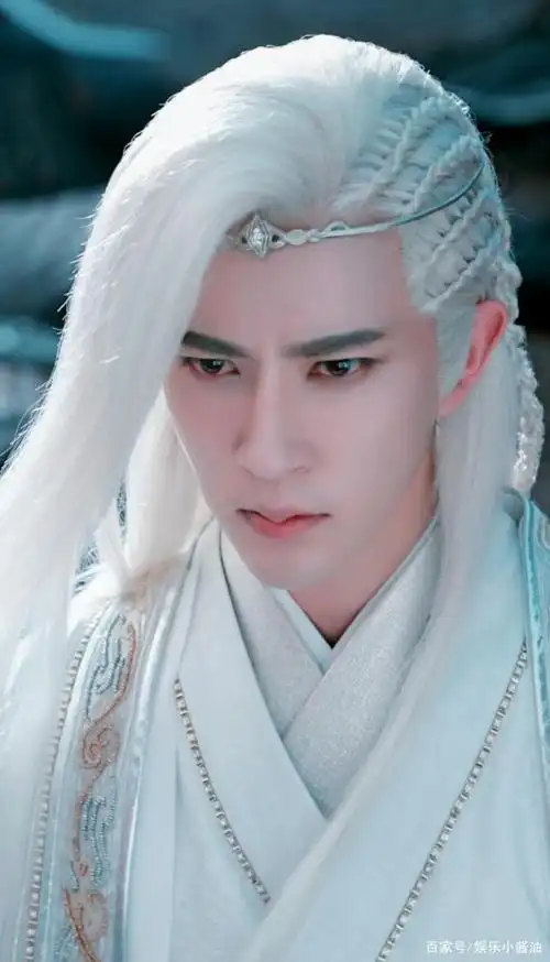 《轩辕剑之汉之云》"于朦胧"白发造型欣赏,真是"妖孽"美男啊
