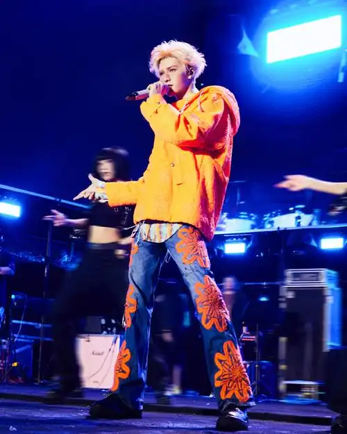 朱正廷黄石东楚音乐节