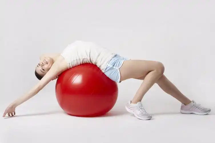 女健身运动,分享一组生活照片图片给大家,图中的桌面壁纸壁纸会