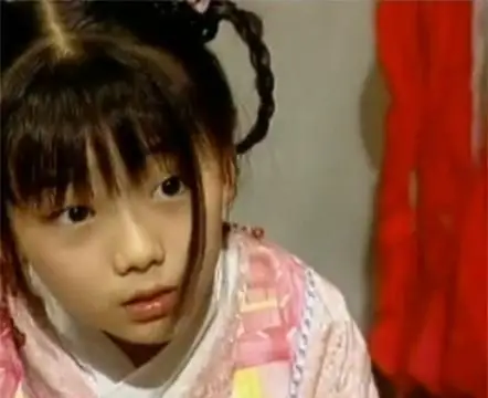 12岁出演琼瑶剧走红,后成为钢琴老师,结婚2年后却剃度出家